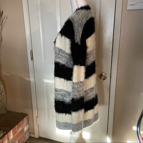 Volcom Women’s Fuzzy Open Front Sweater - Picture 4 of 16